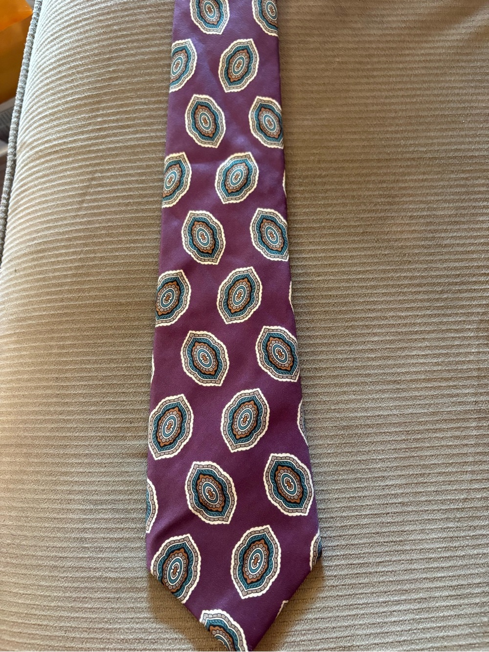 Christian Dior All Silk Elegant Purple Patterned Men's Tie EUC!! - Picture 9 of 16